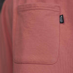 Gesäßtasche mit Tellem Label an roter Heavyweight Sweatshorts